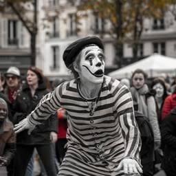 mime